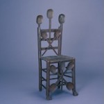 《スプーン付き椅子》