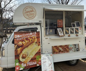 【F7】ka Pilina：ホットドッグ、フランクフルト、マラサダドーナツ他