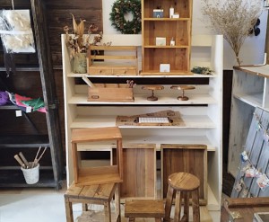 【H16】cosaeru：木工雑貨や 流木を使ったインテリア他