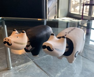 【O7】諸橋近代美術館ミュージアムショップ：ダリなどのオリジナル アートグッズ多数