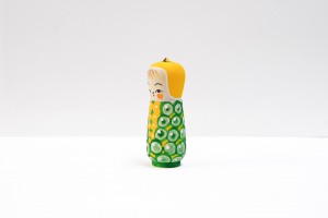 美術館がある北塩原村の高原野菜をイメージしたコーン「ひげこけし」