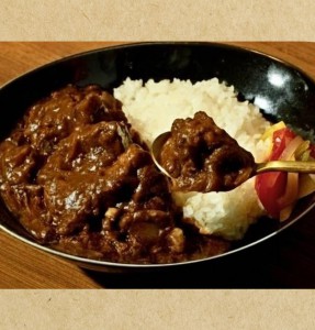 【F9】堂前牛すじカレー／濃厚下町カレー