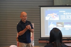 カワセミ水族館の岩田館長！